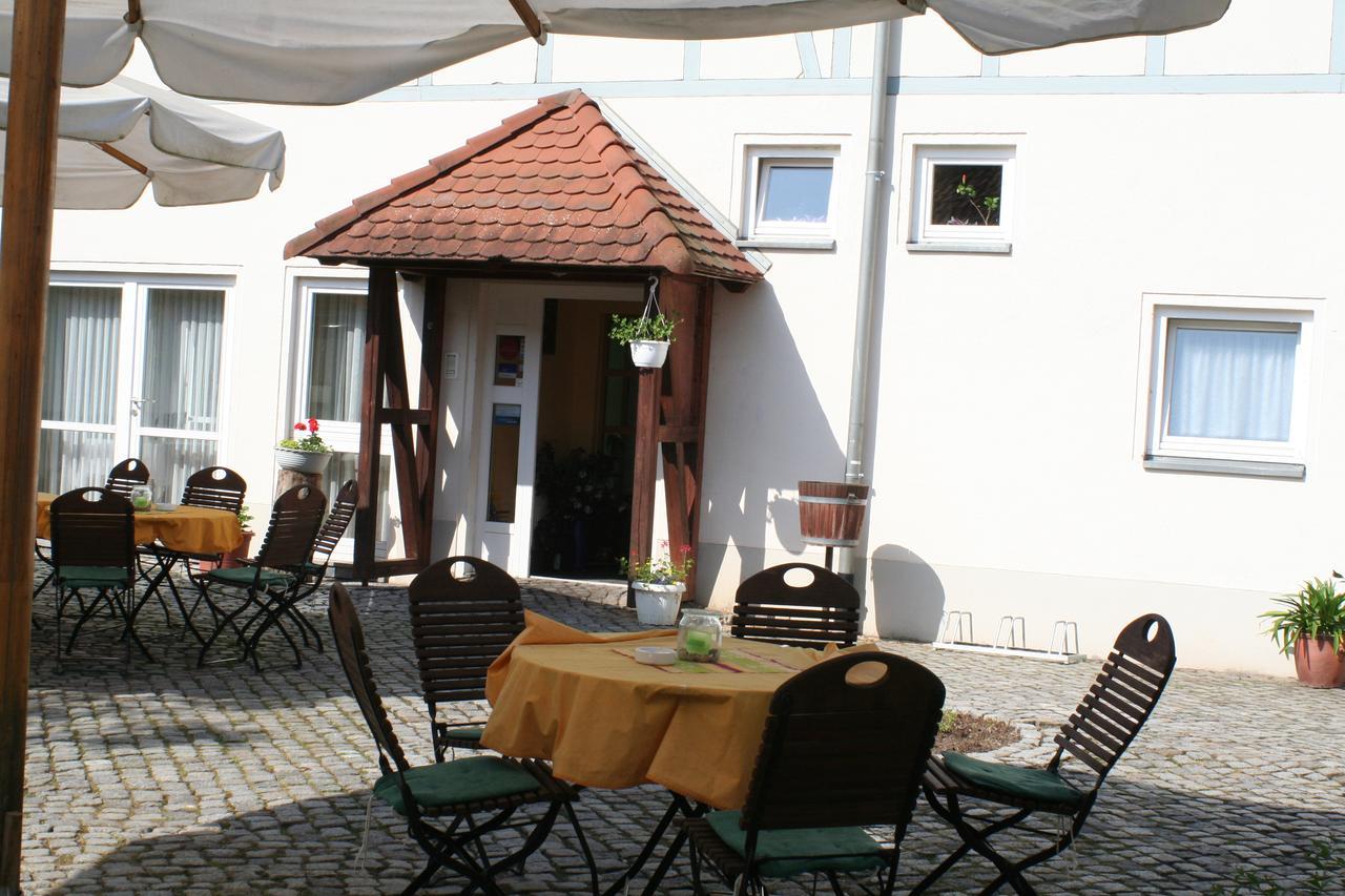 Landhotel "Zum Nicolaner" Grossweitzschen ภายนอก รูปภาพ